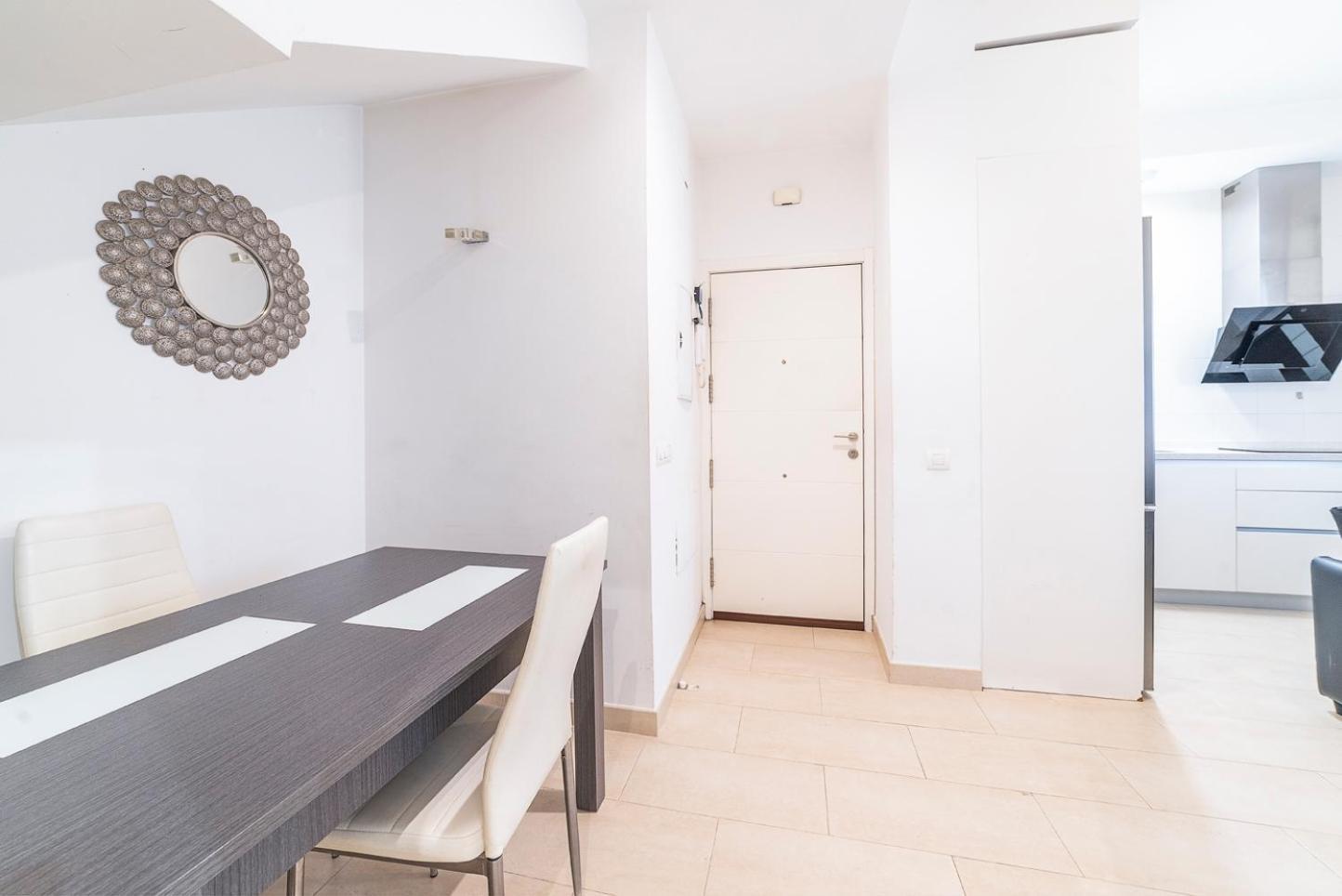 Alohamundi Quintana Apartment Seville Ngoại thất bức ảnh